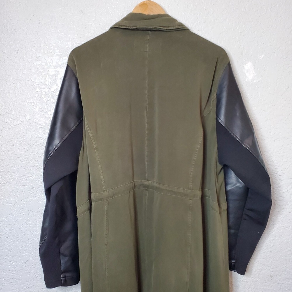 Torrid Anorak Jacket Twill Fabric Faux Leather Sleeves Dark Green Black Sz 3XL - Picture 13 of 16